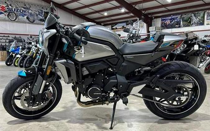 2023 CFMOTO 700CL-X Sport