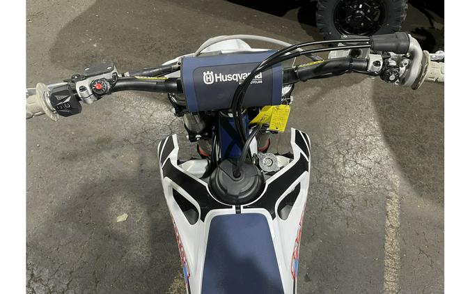 2022 Husqvarna Motorcycles FC 350