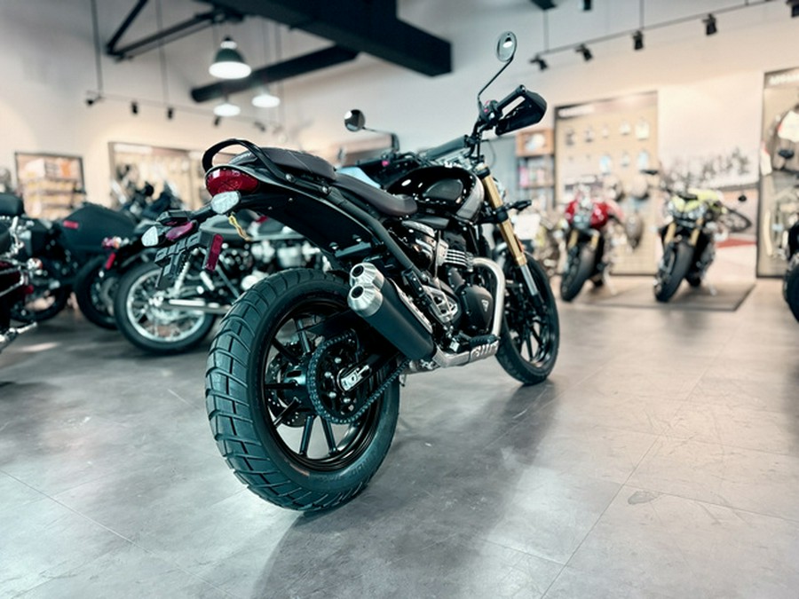 2025 Triumph Scrambler 400 X