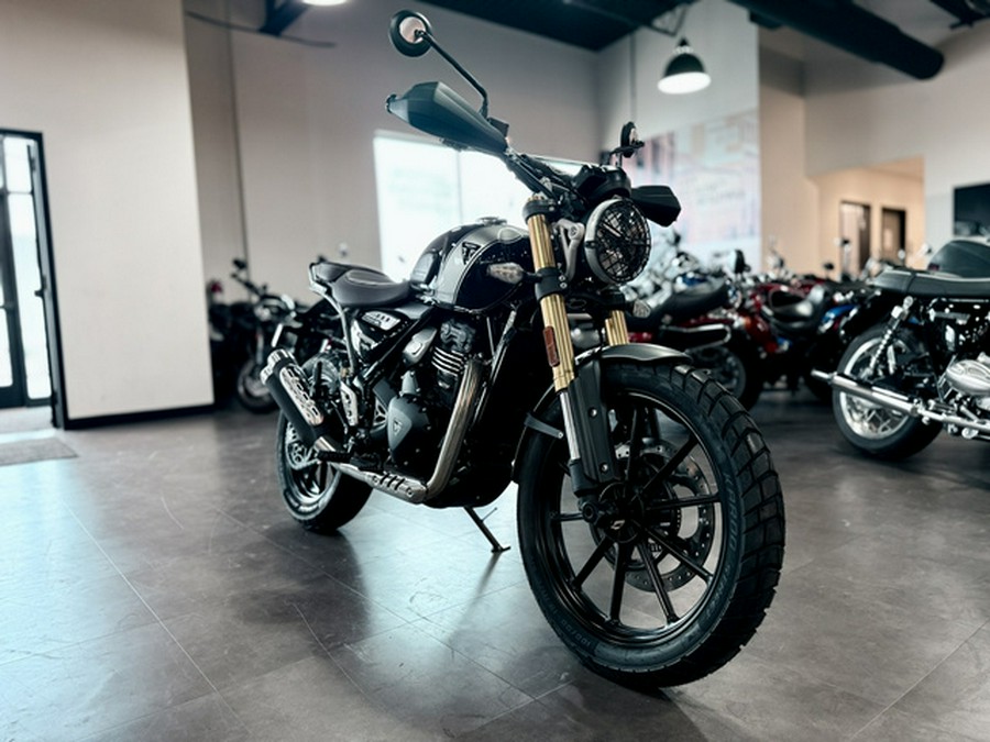 2025 Triumph Scrambler 400 X