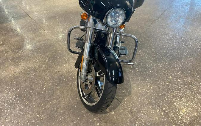 2014 Harley-Davidson® Street Glide Base