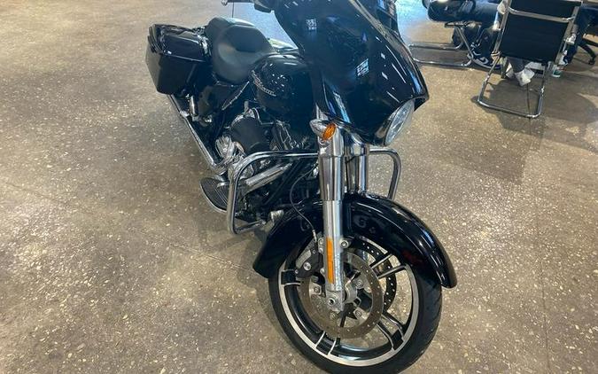 2014 Harley-Davidson® Street Glide Base