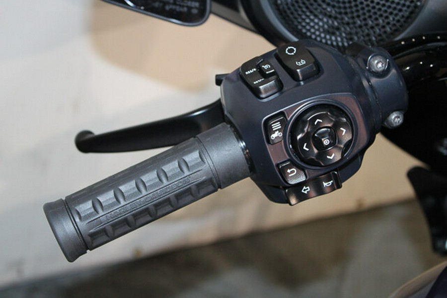 New 2026 Harley-Davidson Street Glide Grand American Touring FLHX Motorcycle For Sale In Miami, Florida