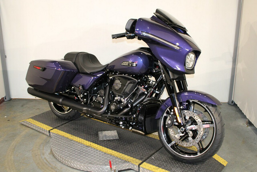 New 2026 Harley-Davidson Street Glide Grand American Touring FLHX Motorcycle For Sale In Miami, Florida