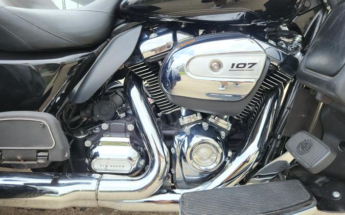 2018 Harley-Davidson® Tri Glide Ultra - FP8572