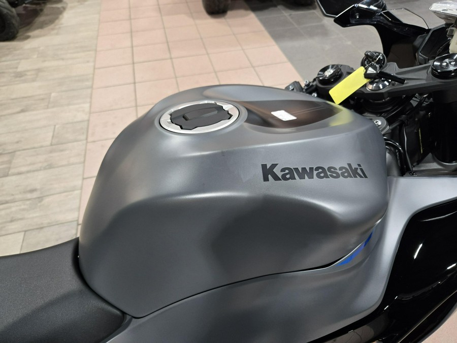 2026 KAWASAKI NINJA ZX-6R ABS