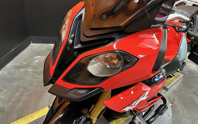 2016 BMW S 1000 XR Premium Racing Red