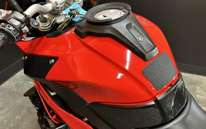 2016 BMW S 1000 XR Premium Racing Red