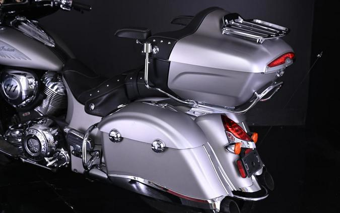 2016 Indian Motorcycle® Chieftain® Silver Smoke