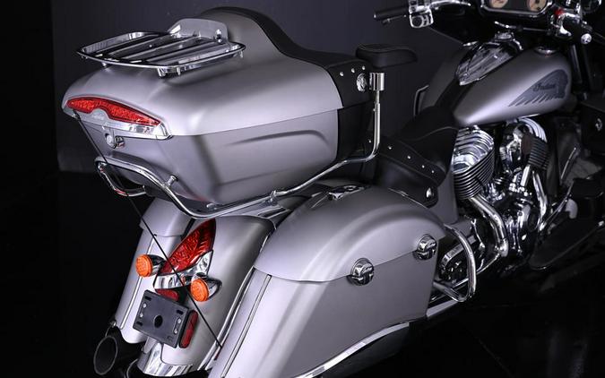 2016 Indian Motorcycle® Chieftain® Silver Smoke