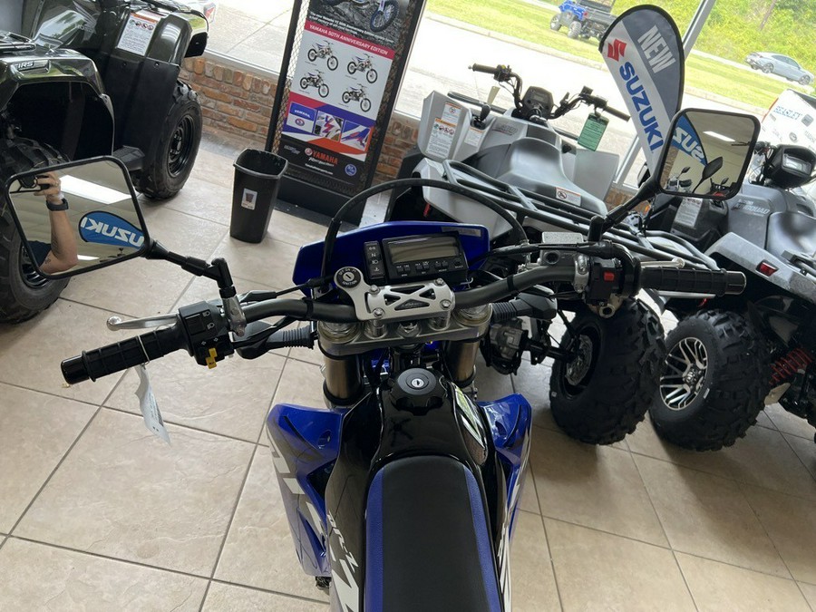 2024 Suzuki DR-Z 400SM Base