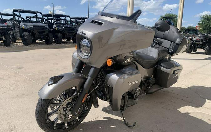 2025 Indian Roadmaster Dark Horse w/Powerband Audio Heavy Metal