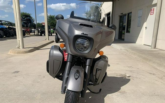 2025 Indian Roadmaster Dark Horse w/Powerband Audio Heavy Metal
