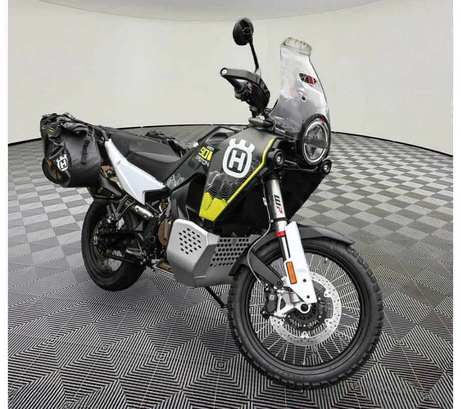 2025 Husqvarna Norden 901 Expedition