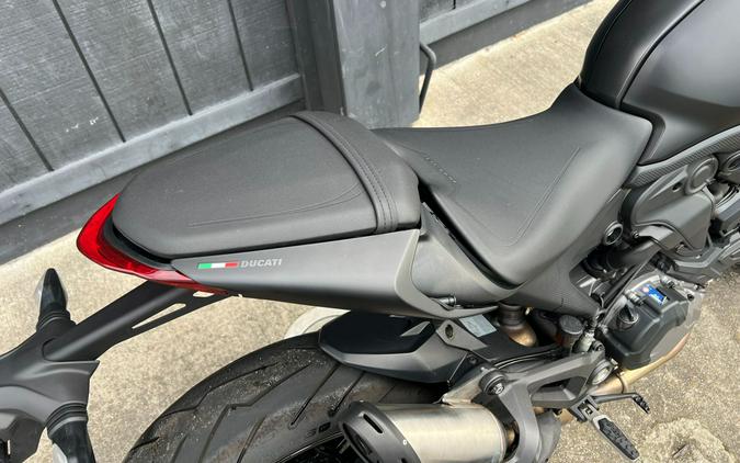 2021 Ducati Monster