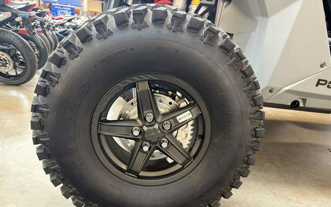 2022 Polaris RZR Turbo R 4 Sport