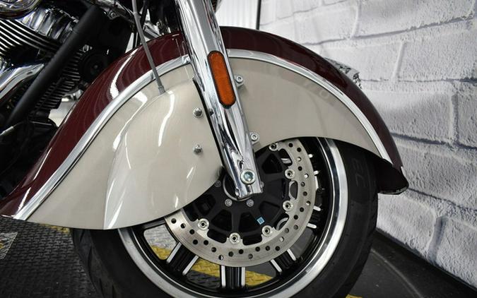 2025 Indian Springfield Maroon Metallic/Silver Quartz Metalli