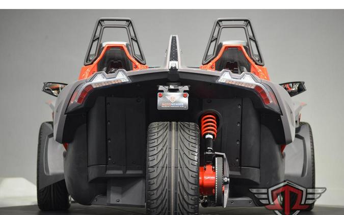 2026 Slingshot R AutoDrive Radiant Gray with Indy Red Pearl