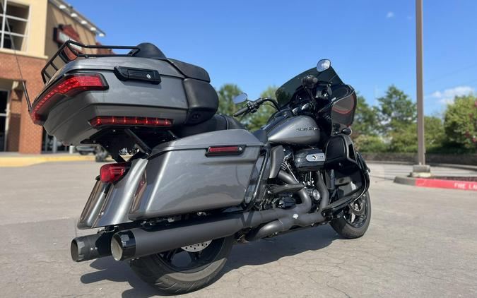 2021 Harley-Davidson® Road Glide® Limited Gauntlet Gray Metallic/Vivid Black 646508