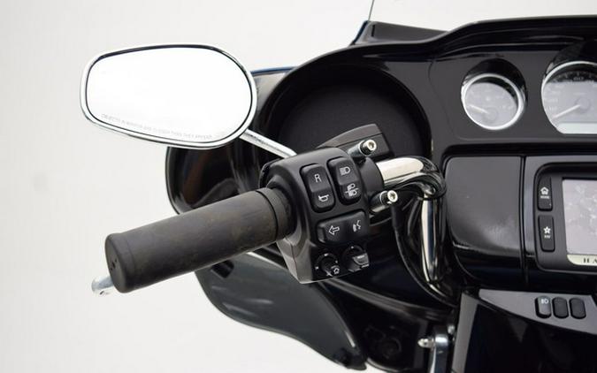 2018 Harley-Davidson Trike FLHTCUTG - Tri Glide Ultra