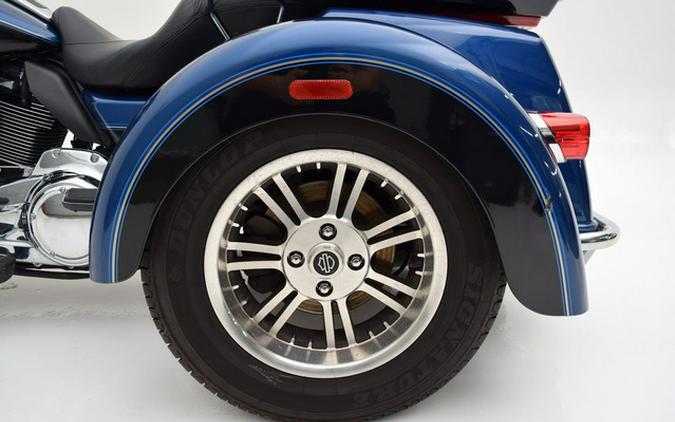 2018 Harley-Davidson Trike FLHTCUTG - Tri Glide Ultra