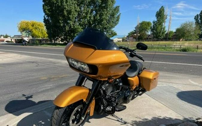 2023 Harley-Davidson Road Glide Special Prospect Gold – Black Finish