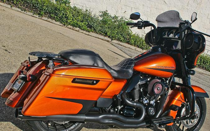 2019 Harley-Davidson® FLHXS - Street Glide® Special