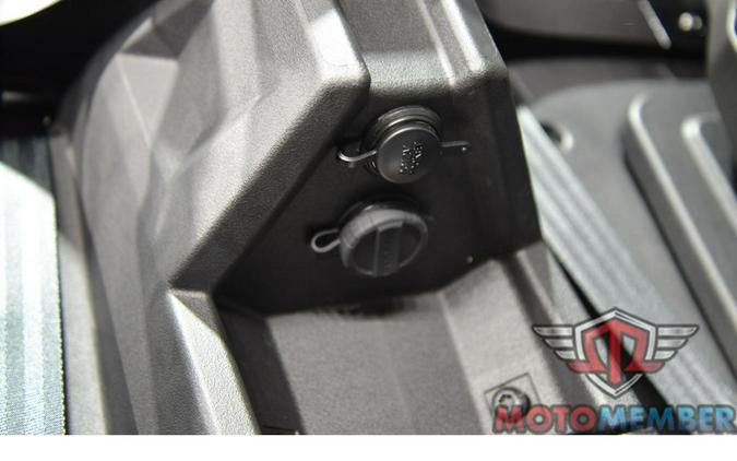 2026 Slingshot R AutoDrive