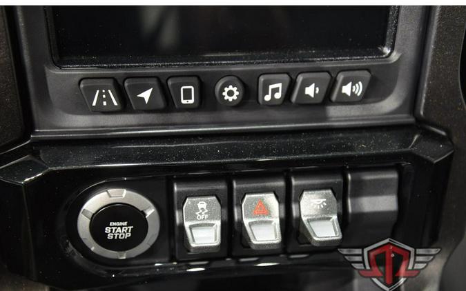 2026 Slingshot R AutoDrive