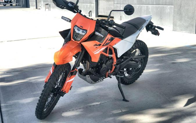 2026 KTM 390 ENDURO R