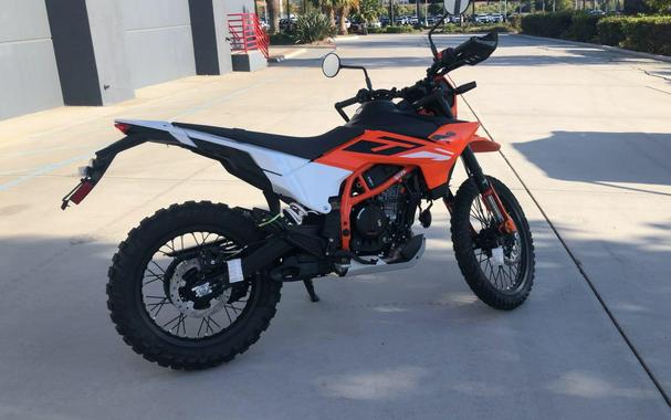 2026 KTM 390 ENDURO R