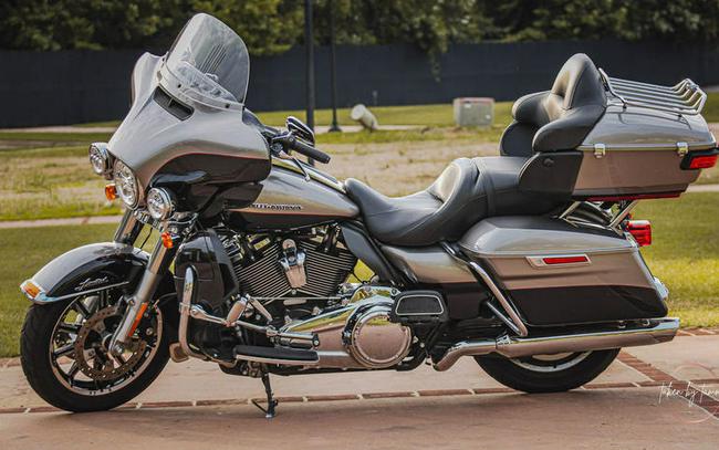 2017 Harley-Davidson® FLHTK - Ultra Limited