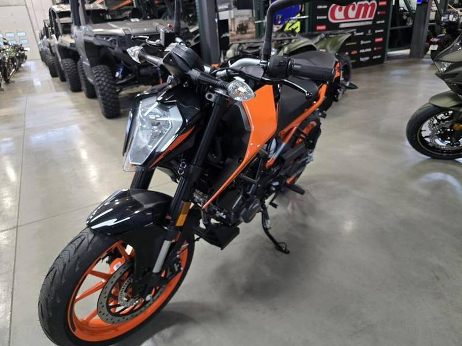 2023 KTM 200 Duke