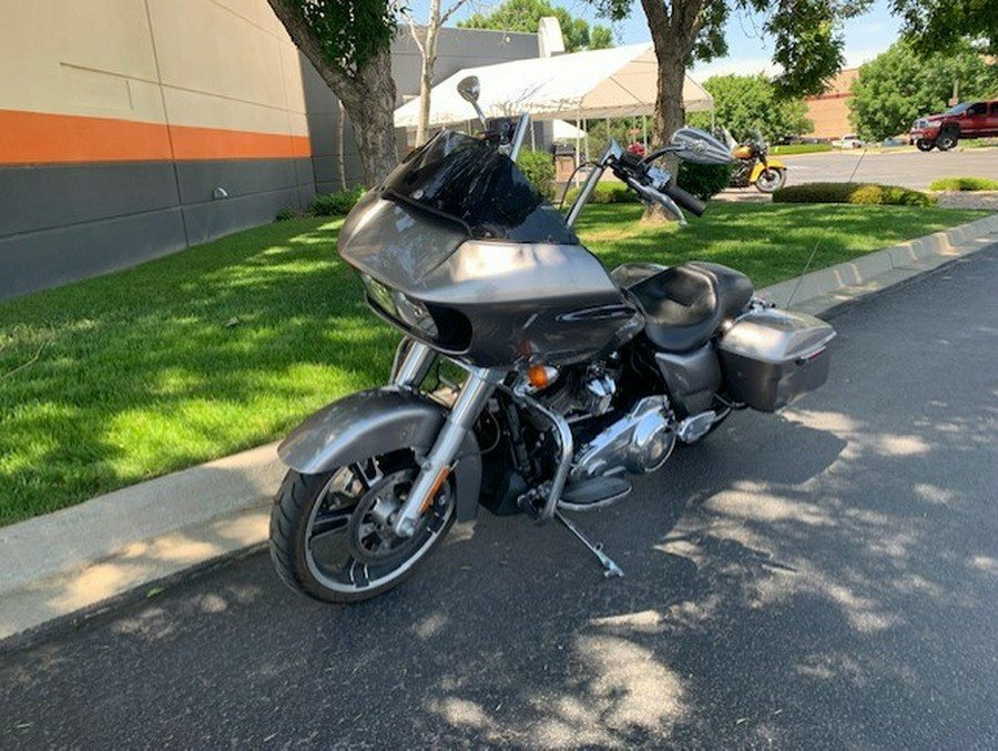 2017 Harley-Davidson Road Glide Billet Silver