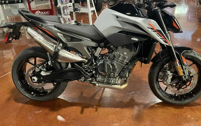 2024 KTM 790 Duke