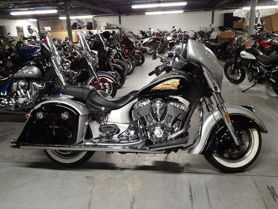 2017 Indian Motorcycle® Chieftain® Wildfire Red Over Thunder Black