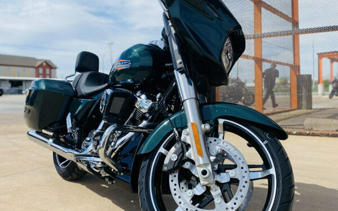 FLHX 2024 Street Glide®