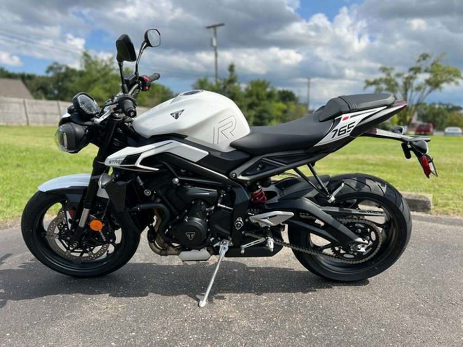 2024 Triumph Street Triple 765 R Crystal White REET TRIPLE R