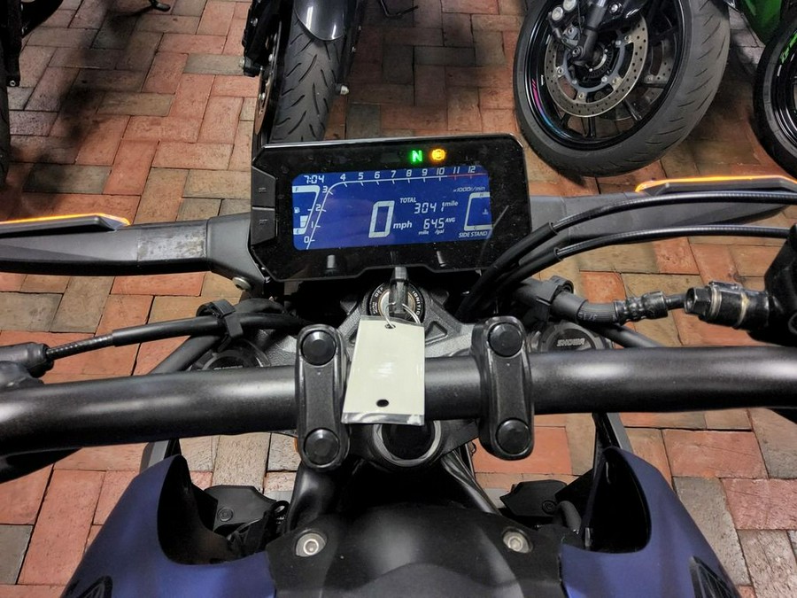 2022 Honda® CBR300R ABS