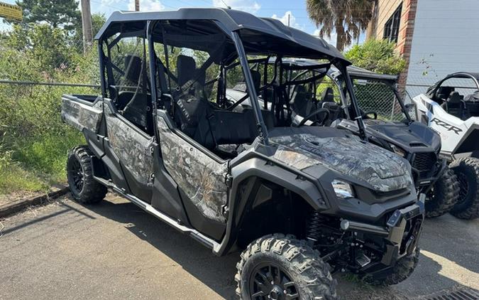 2025 Honda Pioneer 1000-6 Deluxe Crew