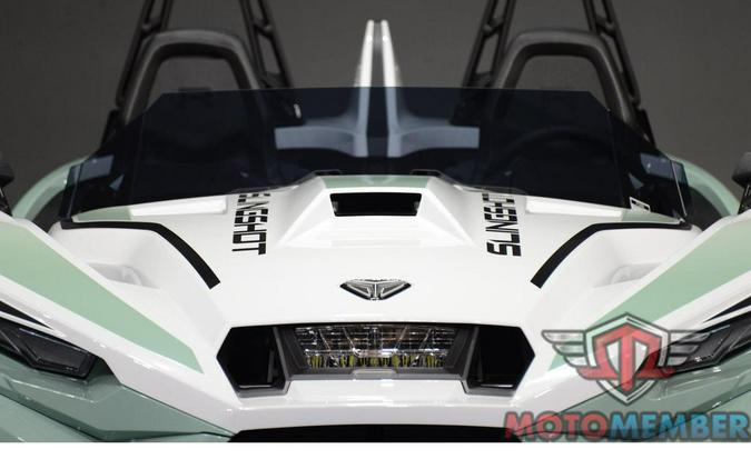2026 Slingshot R AutoDrive