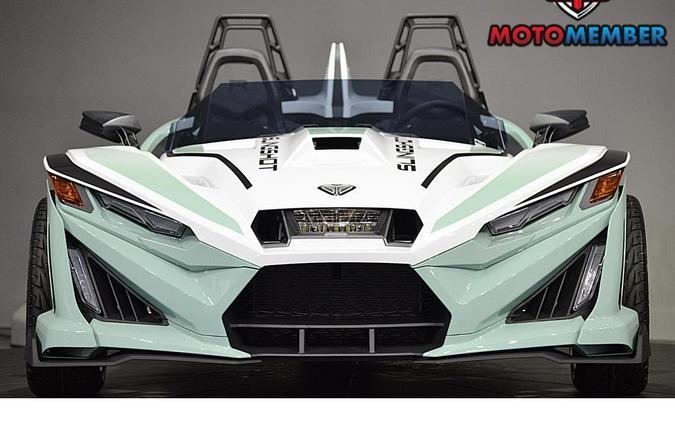 2026 Slingshot R AutoDrive