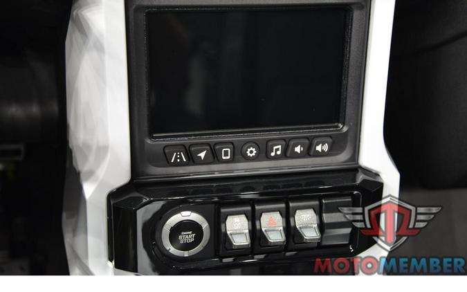 2026 Slingshot R AutoDrive