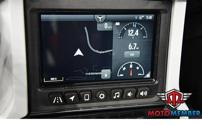 2026 Slingshot R AutoDrive