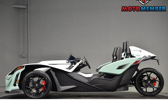 2026 Slingshot R AutoDrive