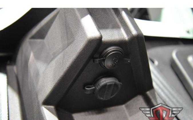 2026 Slingshot R AutoDrive