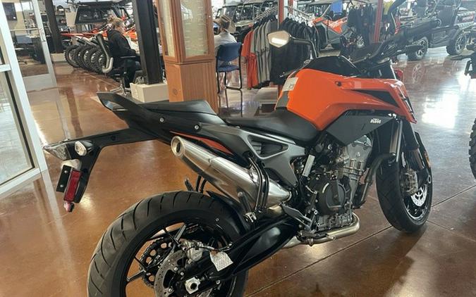 2024 KTM 790 Duke