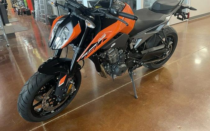 2024 KTM 790 Duke