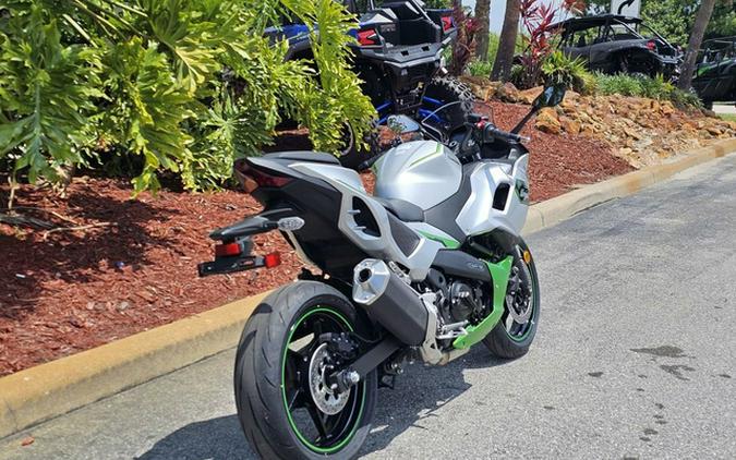 2024 Kawasaki Ninja 7 Hybrid ABS