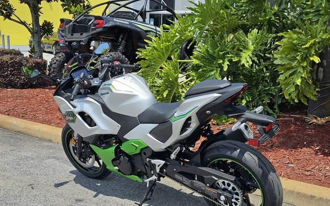 2024 Kawasaki Ninja 7 Hybrid ABS